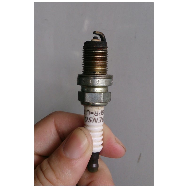 Bougies d'allumage (jeu de 4) Geely Coolray